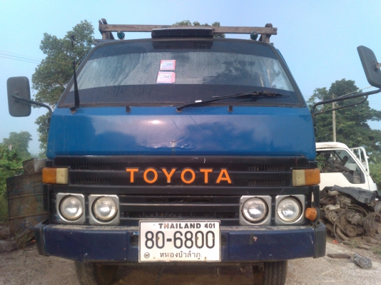 รถหกล้อ