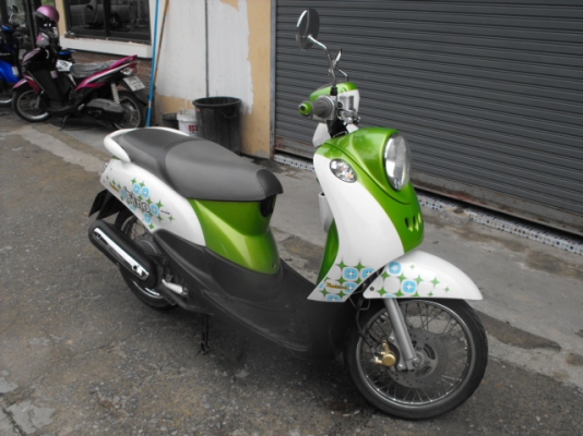 ขาย Fino ปี 53  สีขาวเขียว