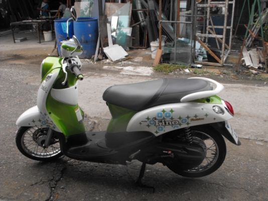ขาย Fino ปี 53  สีขาวเขียว