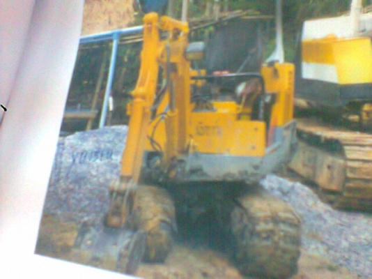 ขายโคมัสซุ PC 20-5 ราคา 185,000 บาท เจ้าของขายเอง ราคาต่อรองได้ ขายโคมัสซุ PC 20-5 ราคา 185,000 บาท เจ้าของขายเอง ราคาต่อรองได้