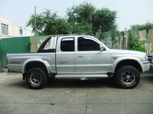 MAZDA FIGHTER 2.5 OPEN CAB 4WD ปี 2003