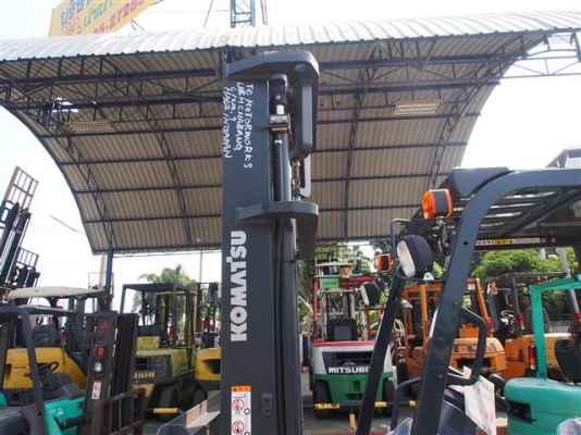 ** LOT 12/10/2556 ** ** คันนี้หาที่ไหนไม่ได้อีกแล้ว รถวิ่งมาแค่ 4 ชั่วโมง เท่านั้น ** KOMATSU FG30C-16 เครื่องยนต์เบนซิล K25 เสา 4 เกียร์ ธรรมดา ติดระบบแก็สมาจากนอก สนใจติดต่อ 083-062-0223 ** LOT 12/10/2556 ** ** คันนี้หาที่ไหนไม่ได้อีกแล้ว รถวิ่งมาแค่ 4 ชั่วโมง เท่านั้น ** KOMATSU FG30C-16 เครื่องยนต์เบนซิล K25 เสา 4 เกียร์ ธรรมดา ติดระบบแก็สมาจากนอก สนใจติดต่อ 083-062-0223