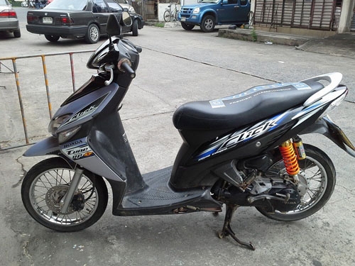 click ปี 50 สีน้ำเงิน เทา รถบ้าน เครื่องเดิมๆ เอกสารครบ