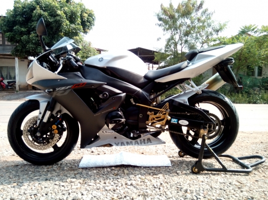 ขายyamaha R1ปี2003อินวอยสรรพสามิตแท้ๆ เครื่องดี สวยๆ รูปเยอะๆ