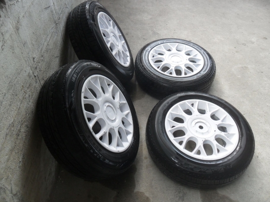 ล้อแม็ก 14นิ้ว 4รู100 พร้อมยาง สวยๆ 4 ล้อ ราคา 2250 บาท