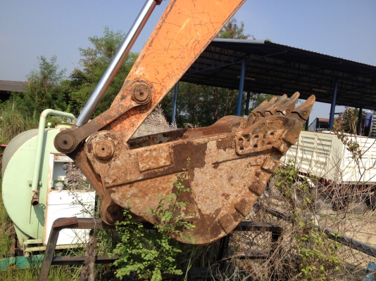 ขอย Hitachi EX200-2