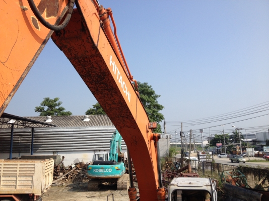 ขอย Hitachi EX200-2