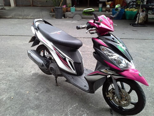 skydrive ปี 53 หัวฉีด ตัวท้อป ล้อแม็ก รถสวยมาก เครื่องแน่นเงียบกริบ เอกสารชุดโอนครบ ท้าให้ลองขับเลยจ้า