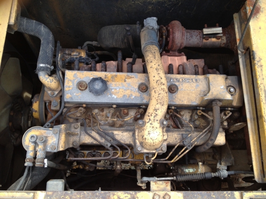 ขาย komatsu pc200-5สภาพพร้อมใช้ ขาย komatsu pc200-5สภาพพร้อมใช้