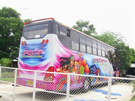 ขายด่วน! รถบัสพัดลมมือสอง ชั้นครึ่ง คัซซีBenz