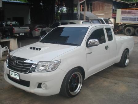 ขายดาวน์ กระบะ TOYOTA Hilux Vigo Champ(Cabเปิดได้) 4x2 เกียร์ธรรมดา ปี 2013