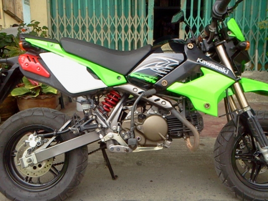 ขาย KSR 2011 สีเขียวสภาพดี ทะเบียนโอน