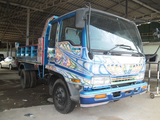 6 ล้อเดกก้า 210 สภาพสวยๆ