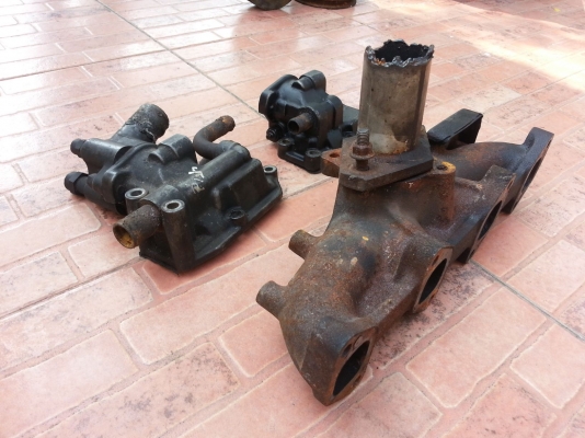 ขายท่อร่วมไอเสีย ISUZU 4JG2 ขายท่อร่วมไอเสีย ISUZU 4JG2