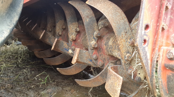 ขายถูกสุดๆ คูโบต้า M6040 พร้อมใบมีดและโรตารี่