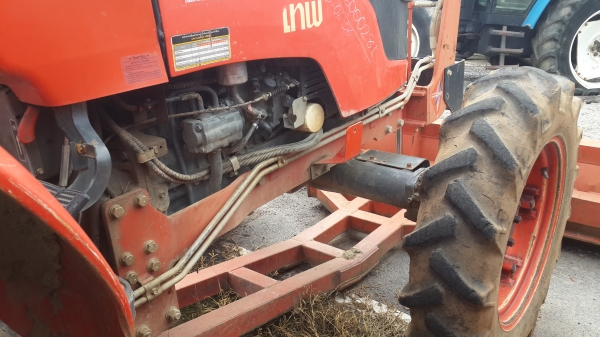 ขายถูกสุดๆ คูโบต้า M6040 พร้อมใบมีดและโรตารี่