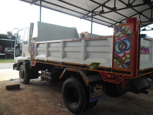 6 ล้อเดกก้า 195 แรง