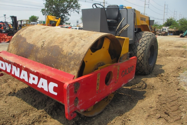 รถบด DYNAPAC CA30D คุณภาพเยี่ยม เก่านอก ทำสีใหม่แล้ว รถบด DYNAPAC CA30D คุณภาพเยี่ยม เก่านอก ทำสีใหม่แล้ว