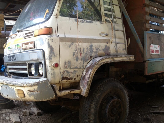 Isuzuจัมโบ้เครื่อง6he1-195แรงม้าท้ายfคัชซีสวยมาก2เพลาไม่ด้ัม