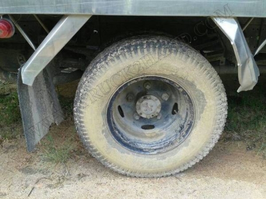 รถบรรทุก 6 ล้อ MITSUBISHI CANTER กระบะสเตนเลสทั้งลูก แถมรั่วคอกเหล็กกระบะ