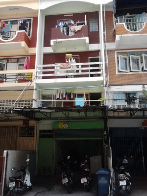 ขายตึก 5 ชั้นต่อเติมเต็ม 17 ห้องอยู่เข้าซอยเจริญกรุง 107-18วา