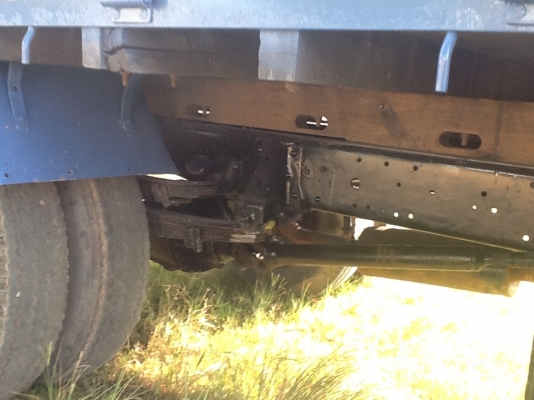 ขายด่วนNPR59LU5M เครื่อง 4bd1 115hpยาว4.3เมตรทะเบียน 30กย 57