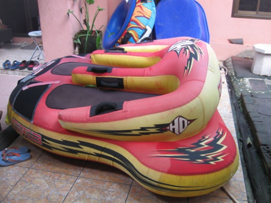 ขายโซฟา3ที่นั่ง และ โดนัท ถูกๆๆ...