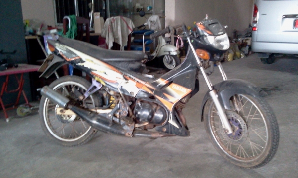 ขาย เทียน่า พร้อมใช้  มีทะเบียนชุดโอนพร้อม  3800