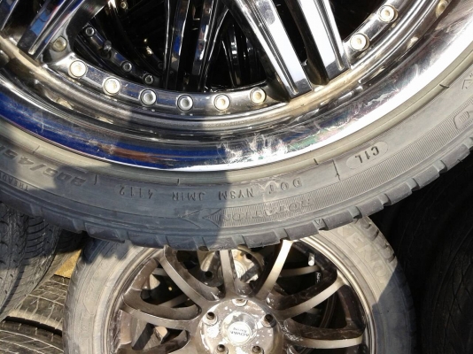 แม็กขอบ 17 5รู114  พร้อมยาง 205 45 17 ปี 12