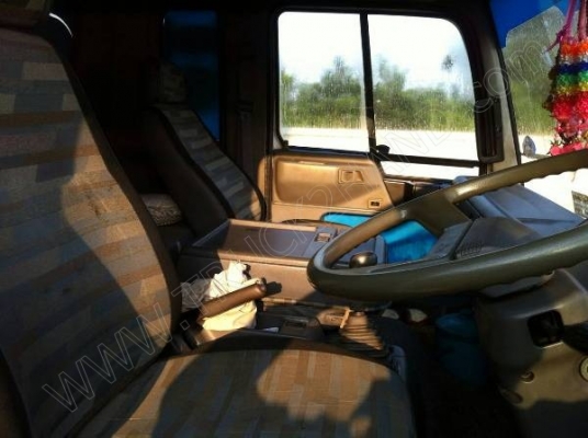 รถบรรทุก 10 ล้อดั๊มพ์   ยี่ห้อ HINO  กระจกไฟฟ้า