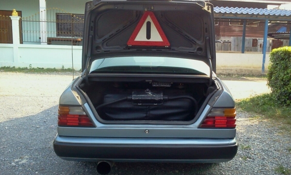 ขาย benz 230E W124 เครื่อง 2JZ ติด LPG แล้ว 155,000 หรือแลกบิ๊กไบค์ที่ราคาพอกันครับ ขาย benz 230E W124 เครื่อง 2JZ ติด LPG แล้ว 155,000 หรือแลกบิ๊กไบค์ที่ราคาพอกันครับ