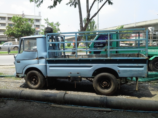 บรรทุกสี่ล้อราคาถูกป้ายใหญ่