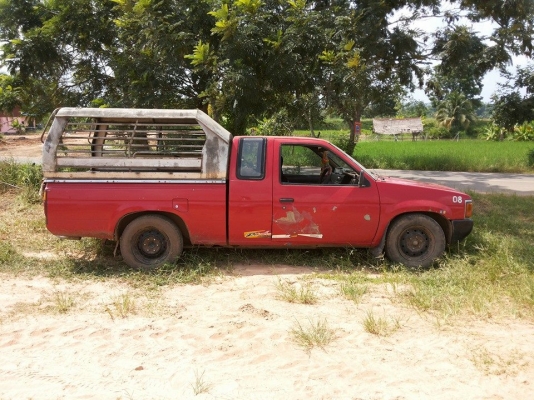 ***ขายแล้วครับขอบคุณ Truck2hand ขายถูก ใช้งานดีมาก เข้าไร่เข้าสวน  NISSAN BIG-M TD25 ปี31/89 แค็ปเล็ก ฝาขาว เครื่องแน่นแรงดีไม่หลวม ช่วงล่างแน่นไม่มีส่าย คัสซีสวยไม่ผุไม่ดาม กระบะพื้นดีไม่มีผุ ยางหน้าดี หลังพอใช้ หัวดีภายในเก๋งไม่ผุ คอนโซลครบ แอร์ พ.ธรรมด