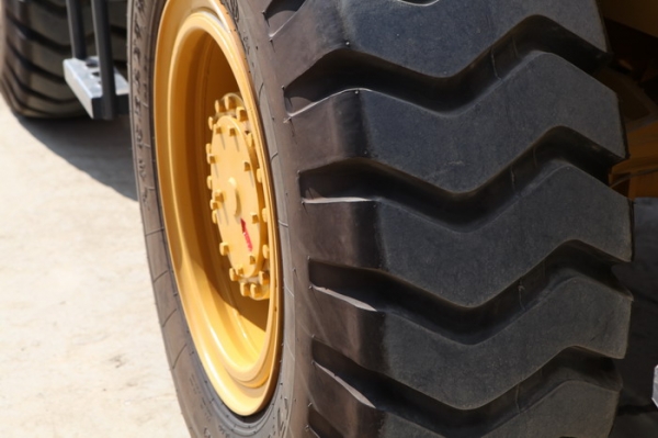 รถตักใหม่ขนาด 2 คิวยี่ห้อ WORLD W136 แกร่งเหนือใคร ราคาสุดคุ้ม คุณภาพที่เราคัดสรรมาอย่างดี รับประกันให้ 1 ปีพร้อมเปลี่ยนถ่านน้ำมันเครื่องให้ 2 ครั้ง รถตักใหม่ขนาด 2 คิวยี่ห้อ WORLD W136 แกร่งเหนือใคร ราคาสุดคุ้ม คุณภาพที่เราคัดสรรมาอย่างดี รับประกันให้ 1 ปีพร้อมเปลี่ยนถ่านน้ำมันเครื่องให้ 2 ครั้ง