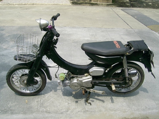 ขายยามาฮ่าY80 สุดคลาสสิกเครื่องดีแน่นๆ แห้งๆไม่มีผุ สวยสภาพดี เร่งป๊อตๆเลยลดเหลือ2,900บาท