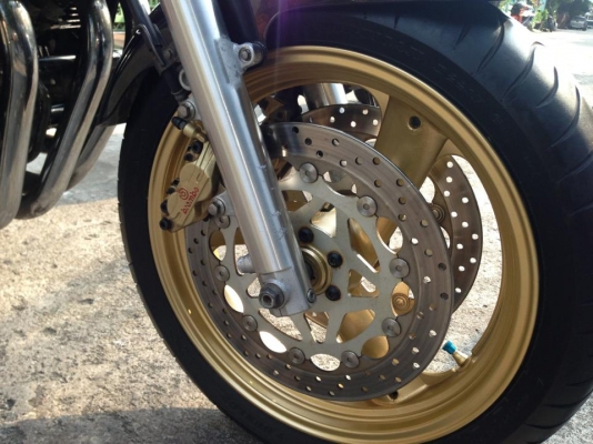 ต้ำพระราม2ขาย xjr1200แต่งเป็น1300 สภาพประกอบใหม่ไม่มีตำหนิเครื่องดีแรง ระบบไฟครบ(รับ-แลก-เทิร์นทุกรุ่น)