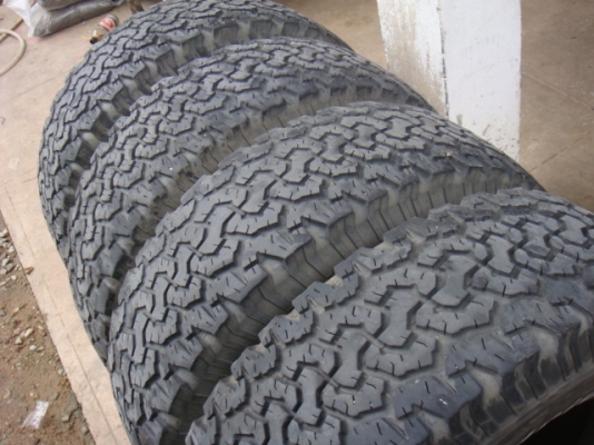 ขายยาง BF All 265/75 /16   50/09