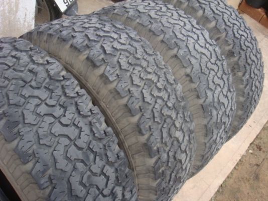 ขายยาง BF All 265/75 /16   50/09
