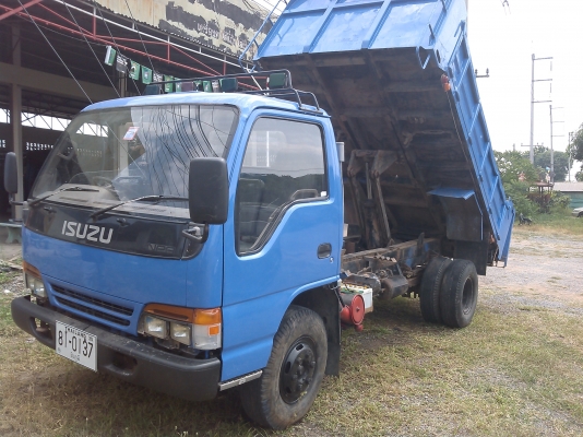 ขายหกล้อดั้มNPR 66LX5 s..ราคาเบาๆ