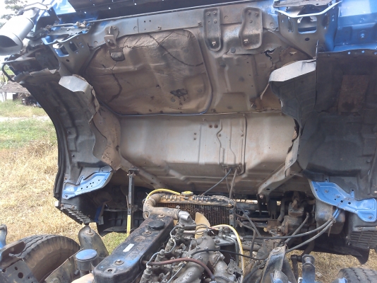 ขายหกล้อดั้มNPR 66LX5 s..ราคาเบาๆ