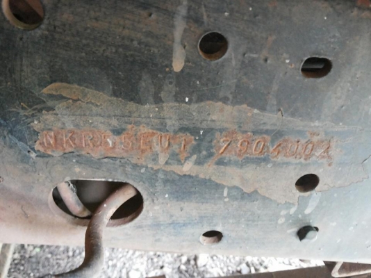 ***ขายแล้วครับขอบคุณ Truck2hand ขาย 4ล้อกลาง สวยๆISUZU NKR55EU1 88HP ห้างแท้ หูช้าง เครื่อง4JB1 88แรง เครื่องแน่นแรงสตาร์ททีเดียวติด ไม่มีเยิ้ม เกียร์ยาวช่วงล่างแน่นคัสซีสวยเดิมโรงงานไม่ผุไม่ดาม กระบะพื้นไม้คอกไม้สภาพสวยไม่มีผุ หัวดีสีฝั่งคนนั่งมีซีดมีแตก