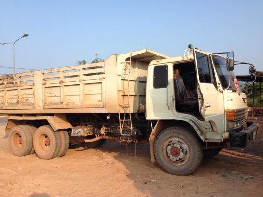 HINO F18 เครื่อง 185 แรงม้า สองเพลาดั้ม เดิมๆทุกอย่าง