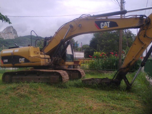 แบคโฮ CAT 320D กระบอกดำ ใช้งาน5พันช.ม เศษ เอกสารอินวอยซ์
