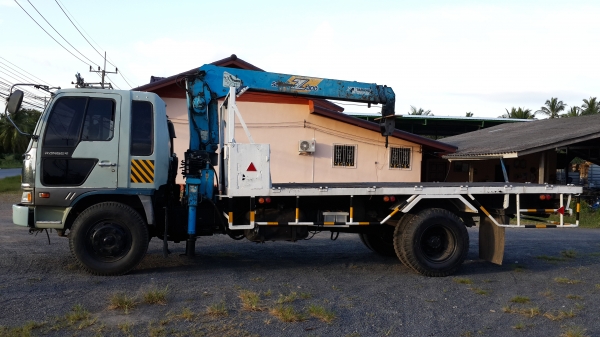 รถหกล้อใหญ่HINO ติดเครน 3 ตันท้องV เครื่อง195 แรงม้า พร้อมใช้