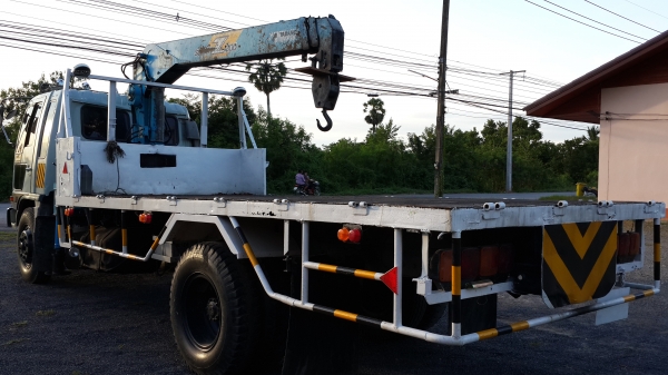 รถหกล้อใหญ่HINO ติดเครน 3 ตันท้องV เครื่อง195 แรงม้า พร้อมใช้