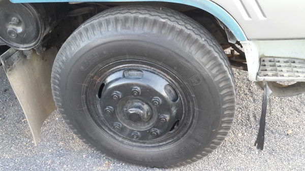 รถหกล้อใหญ่HINO ติดเครน 3 ตันท้องV เครื่อง195 แรงม้า พร้อมใช้