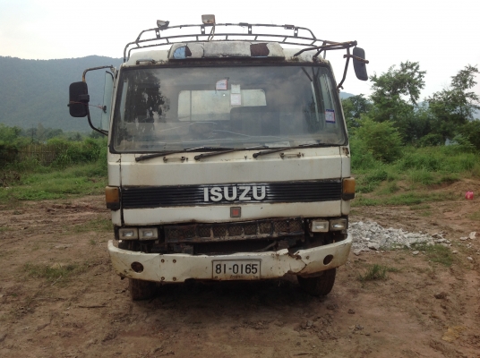 ต้องการขายรถโม่ปูน  10 ล้อ