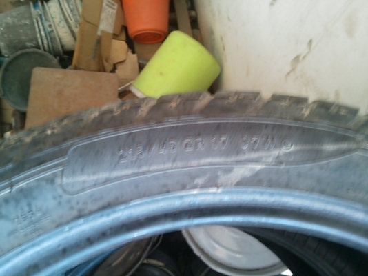 Pirelli P7000 215/45/17