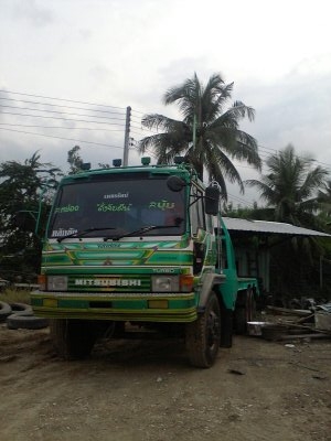 ขายสิบล้อมิตซูเทรเลอร์ FN 527 TB สองเพลาราคา 950,000 เกียร์เดิม 6 สปีด เครื่อง 6D16 195 แรง ช่วงล่วงเบรคใหญ่ หัวเดิม พวงมาลัยเพาเวอร์ เบรคทิฟฟี่ ช่วงล่างใหญ่ หางต่อใหม่ ยางใหม่ 10 เส้น 081-9426261,089-8378194 ขายสิบล้อมิตซูเทรเลอร์ FN 527 TB สองเพลาราคา 950,000 เกียร์เดิม 6 สปีด เครื่อง 6D16 195 แรง ช่วงล่วงเบรคใหญ่ หัวเดิม พวงมาลัยเพาเวอร์ เบรคทิฟฟี่ ช่วงล่างใหญ่ หางต่อใหม่ ยางใหม่ 10 เส้น 081-9426261,089-8378194