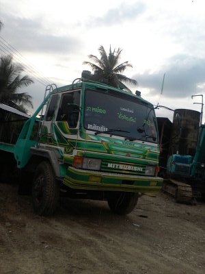 ขายสิบล้อมิตซูเทรเลอร์ FN 527 TB สองเพลาราคา 950,000 เกียร์เดิม 6 สปีด เครื่อง 6D16 195 แรง ช่วงล่วงเบรคใหญ่ หัวเดิม พวงมาลัยเพาเวอร์ เบรคทิฟฟี่ ช่วงล่างใหญ่ หางต่อใหม่ ยางใหม่ 10 เส้น 081-9426261,089-8378194 ขายสิบล้อมิตซูเทรเลอร์ FN 527 TB สองเพลาราคา 950,000 เกียร์เดิม 6 สปีด เครื่อง 6D16 195 แรง ช่วงล่วงเบรคใหญ่ หัวเดิม พวงมาลัยเพาเวอร์ เบรคทิฟฟี่ ช่วงล่างใหญ่ หางต่อใหม่ ยางใหม่ 10 เส้น 081-9426261,089-8378194